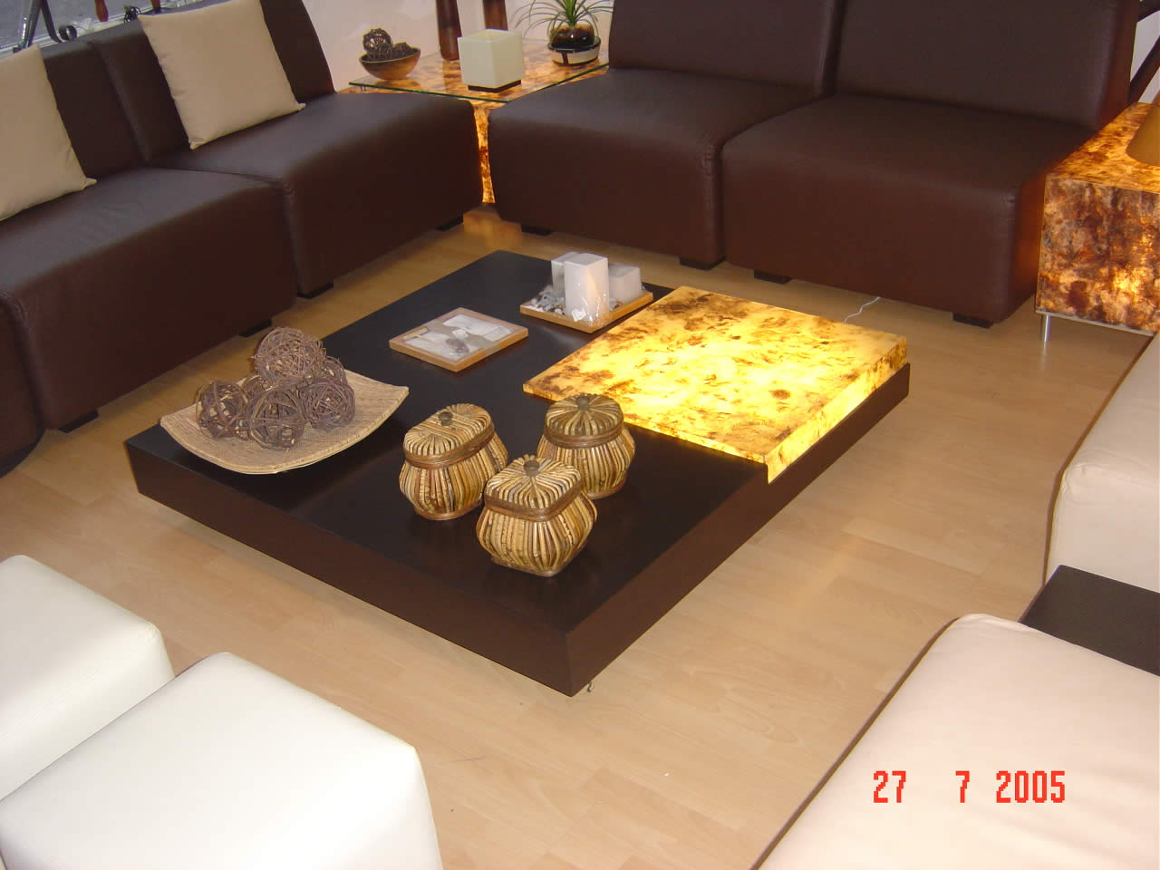 Amnool, innovaci�n, fabricaci�n y comercializaci�n de sistemas de ambientaci�n, dise�o y construcci�n para acabados y muebles de interiores y exteriores