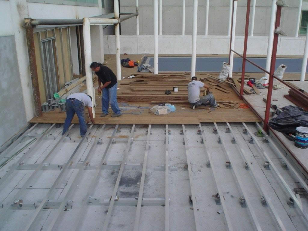 Amnool, innovaci�n, fabricaci�n y comercializaci�n de sistemas de ambientaci�n, dise�o y construcci�n para acabados y muebles de interiores y exteriores