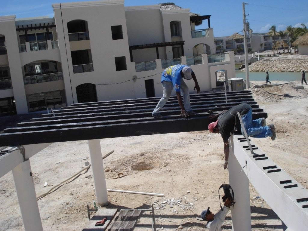 Amnool, innovaci�n, fabricaci�n y comercializaci�n de sistemas de ambientaci�n, dise�o y construcci�n para acabados y muebles de interiores y exteriores