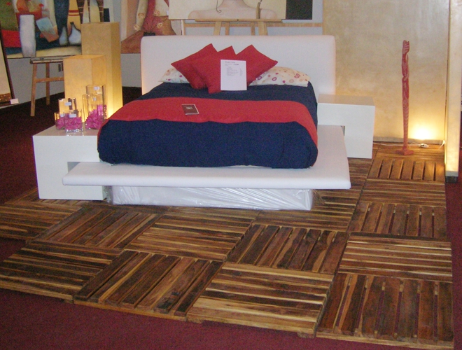 Amnool, innovaci�n, fabricaci�n y comercializaci�n de sistemas de ambientaci�n, dise�o y construcci�n para acabados y muebles de interiores y exteriores